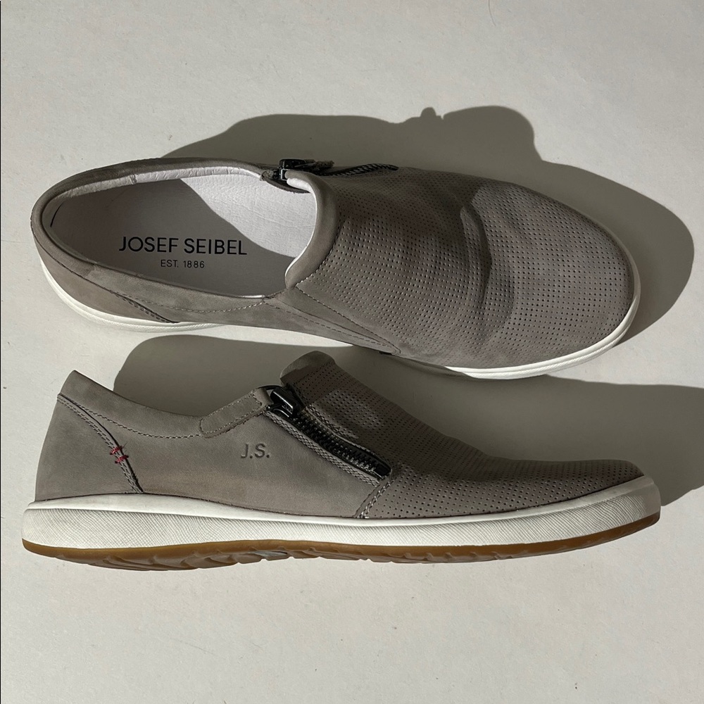 Josef Seibel Caren 22 Womens Gray Zip Sneaker Suede sz 40 Summer Cut Out Shoes